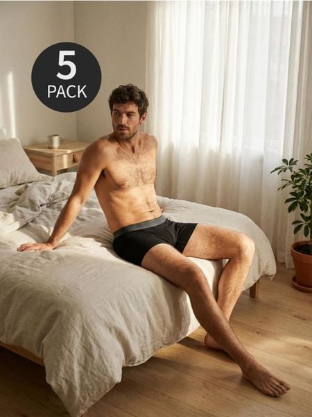 Bawełniane bokserki Long 5 pack - czarny. Czarne bokserki Sinsay, l, bez wzorów, z bawełny. Za 55.99 zł.