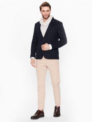 Guess Szal AM9306 MOD03 Beżowy. Brązowe szaliki Guess, z aplikacjami, z materiału. Za 269.99 zł.