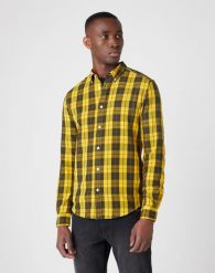 WRANGLER LS 1PKT BUTTON DOWN MĘSKA KOSZULA GOLDEN ROD W5F34MX1K 112130124. Koszule Wrangler, m, bez wzorów, bez kołnierzyka, bez ramiączek. Za 129.99 zł.