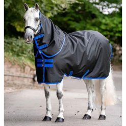 Derka dla kucyków zewnętrzna Horseware Amigo Ripstop 900D Plus 200g. Czarne szaliki HORSEWARE IRELAND, bez wzorów. Za 555.50 zł.