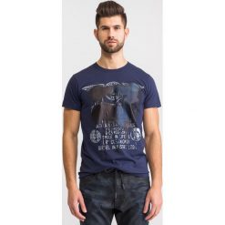 Granatowy t-shirt T-Diego-Rd. Niebieskie t-shirty Diesel, l, bez wzorów, z bawełny, bez kołnierzyka, bez ramiączek. Za 82.00 zł.