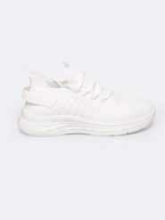 Sneakersy męskie białe RR174266 101. Białe buty sportowe casual BIG STAR, bez wzorów, z tkaniny, bez zapięcia. W wyprzedaży za 149.99 zł.