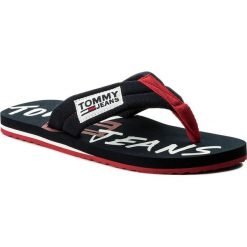 Japonki TOMMY JEANS - Tj Graphic Print Beach Sandal EM0EM00048 Midnight 403. Japonki marki Tommy Jeans. W wyprzedaży za 119.00 zł.