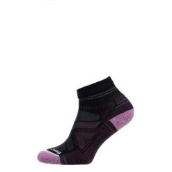 Skarpety Smartwool Performance Hike Light Cushion Ankle Women. Czarne skarpety Smartwool, bez wzorów, z wełny. Za 85.88 zł.