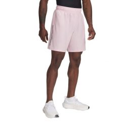 Spodenki treningowe męskie Under Armour Woven Wordmark. Czerwone buty treningowe Under Armour, bez wzorów, na fitness i siłownię. Za 127.65 zł.