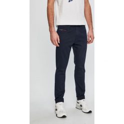Tommy Jeans - Jeansy 1988. Jeansy Tommy Jeans. Za 449.90 zł.
