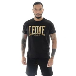 Koszulka z bawełna na co dzień na siłownię. Czarne spodnie materiałowe LEONE 1947 APPAREL, na co dzień, bez wzorów, z bawełny, sportowe. W wyprzedaży za 67.30 zł.