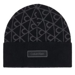 Czapka Calvin Klein. Czarne czapki zimowe CALVIN KLEIN, bez wzorów. Za 209.99 zł.