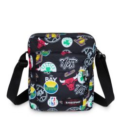 Torba Eastpak Arcade. Czarne torby na ramię Eastpak, bez wzorów, z materiału, na ramię, bez dodatków. Za 224.50 zł.