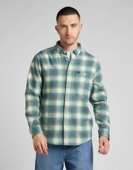 MĘSKA KOSZULA LEE RIVETED SHIRT L66IDODO 112321895. Koszule Lee, l, bez wzorów, bez kołnierzyka, bez ramiączek. Za 129.99 zł.