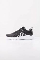 Buty GEOX J66GBE 0BC14 Czarny. Czarne buty turystyczne Geox, bez wzorów, z syntetyku, bez zapięcia, na fitness i siłownię. Za 193.99 zł.