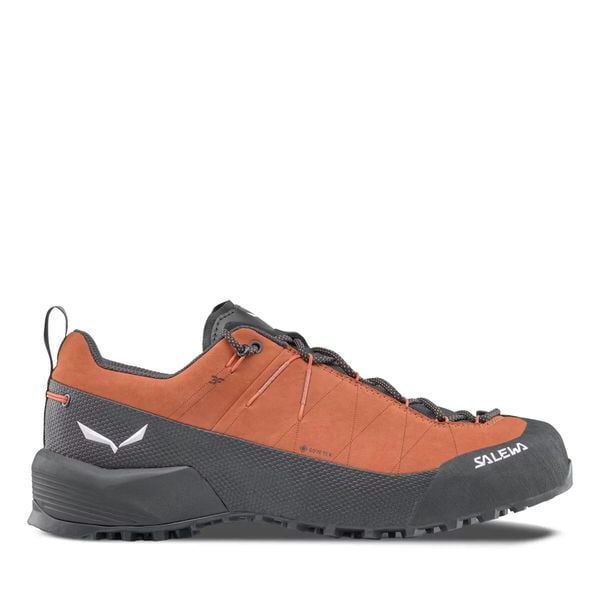 Buty trekkingowe Salewa Wildfire Leather 2 GTX. Brązowe buty turystyczne Salewa, bez wzorów, z gore-texu, bez zapięcia, trekkingowe, gore-tex. Za 929.99 zł.