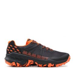 Trekkingi Mammut. Czarne buty trekkingowe Mammut, bez wzorów, bez zapięcia. Za 419.99 zł.
