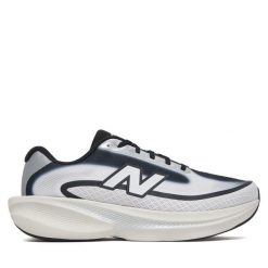 Buty do biegania New Balance. Szare buty do biegania New Balance, bez wzorów, bez zapięcia, do biegania. Za 669.99 zł.