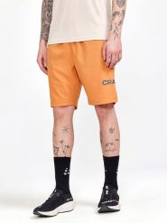Craft Szorty "Core Essence" w kolorze pomarańczowym do biegania rozmiar: XXL. Pomarańczowe szorty Craft, xxl, bez wzorów, z materiału. Za 70.74 zł.
