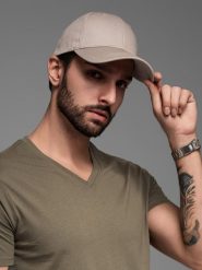 Męska czapka z daszkiem bejsbolówka z ozdobnym haftem – popielata V3 OM-ACCS-0102 - uniwersalny. Szare czapki z daszkiem Ombre Clothing, bez wzorów, z bawełny. Za 59.99 zł.