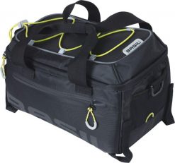 Torba na bagaż „Miles” - czarna/limonkowa. Czarne torby na ramię BASIL, bez wzorów, z materiału, na ramię, bez dodatków. Za 309.99 zł.