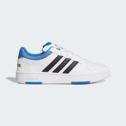 Buty HOOPS CLASSIC. Białe buty do koszykówki Adidas, bez zapięcia, do koszykówki. Za 279.00 zł.