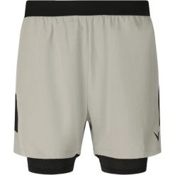 Szorty Virtus Dylan V2. Szare szorty VIRTUS, m, bez wzorów. Za 256.50 zł.