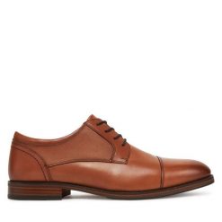 Półbuty Aldo. Brązowe eleganckie półbuty Aldo, bez wzorów, bez obcasa, bez zapięcia. Za 359.99 zł.