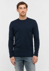 Męski Longsleeve Mustang Style Arlington Dark Sapphire 1016875 4136. Niebieskie bluzki z długim rękawem Mustang, l, bez wzorów, bez kołnierzyka, bez ramiączek. Za 109.99 zł.