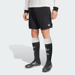 Szorty Germany Anniversary. Białe szorty Adidas, bez wzorów, z materiału, sportowe. Za 199.00 zł.
