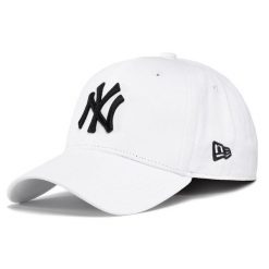Czapka z daszkiem New Era. Białe czapki z daszkiem New Era, bez wzorów. Za 89.99 zł.