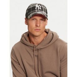 Czapka z daszkiem 47 Brand. Czarne czapki z daszkiem 47 Brand, bez wzorów. Za 99.99 zł.