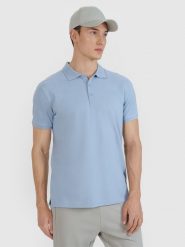 4F Koszulka polo regular męska - niebieska M. Niebieskie koszulki polo 4F, m, bez wzorów, z bawełny, bez kołnierzyka, bez ramiączek. Za 89.99 zł.