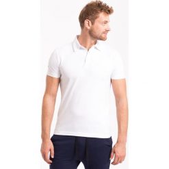 Koszulka polo męska TSM050Z - biały. Koszulki polo marki 4F. W wyprzedaży za 49.99 zł.