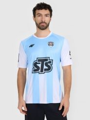 4F Koszulka klubowa wyjazdowa z sezonu 2025/26 z możliwością personalizacji męska 4F x Mazur Radzymin - niebieska XS. Niebieskie t-shirty 4F, l, bez wzorów, z dzianiny, bez kołnierzyka, bez ramiączek. Za 269.99 zł.