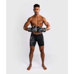 Venum Spodenki Vale Tudo Gladiator 5.0 Czarno-srebrne. Czarne szorty VENUM, xl, bez wzorów, sportowe. Za 199.00 zł.