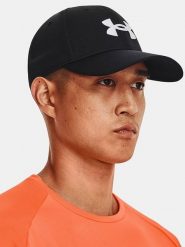 Under Armour Czapka "Blitzing" w kolorze czarnym rozmiar: onesize. Czarne czapki z daszkiem Under Armour, bez wzorów. Za 69.99 zł.