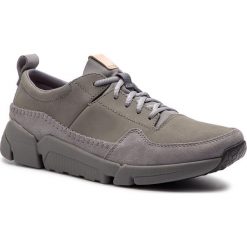 Sneakersy CLARKS - Triactive Run 261390467 Grey Nubuck. Szare buty sportowe casual Clarks, bez wzorów, z materiału, bez zapięcia. W wyprzedaży za 209.00 zł.