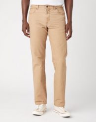 WRANGLER TEXAS MĘSKIE SPODNIE MATERIAŁOWE TIGERS EYE W121DRC20 112337508. Spodnie materiałowe Wrangler, l, bez wzorów, z materiału. Za 209.99 zł.