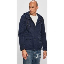Guess Jeans - Kurtka. Kurtki Guess Jeans. W wyprzedaży za 339.90 zł.