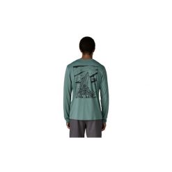 Koszulka turystyczna Long-Sleeved Capilene Cool Daily Shirt Cloud Crag. Zielone bluzki z długim rękawem Patagonia, m, bez wzorów, bez kołnierzyka, bez ramiączek. Za 289.99 zł.