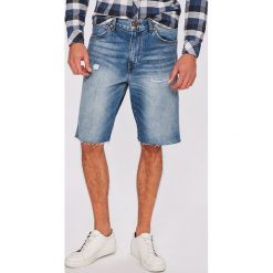 Wrangler - Szorty. Szorty marki Wrangler. W wyprzedaży za 199.90 zł.