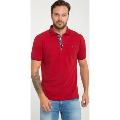 Koszulka polo "Airball" - Regular fit - w kolorze czerwonym. Koszulki polo marki Sir Raymond Taylor, z haftami, z bawełny, polo, z krótkim rękawem. W wyprzedaży za 99.95 zł.