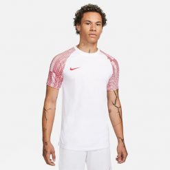 Koszulka sportowa męska Nike Drifit Academy. T-shirty sportowe Nike, bez wzorów, bez ramiączek, do piłki nożnej. Za 172.00 zł.