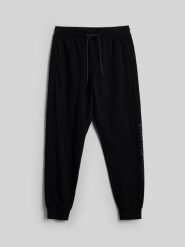 4F Spodnie dresowe joggery męskie - czarne S. Czarne joggery i bojówki 4F, m, bez wzorów, z dresówki, sportowe. Za 159.99 zł.