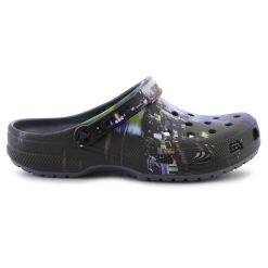 Klapki Crocs Classic Meta Scape Clog U 208455-4EA czarne. Czarne klapki z materiału. Za 374.47 zł.