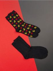 Skarpetki 2 pack - wielobarwny. Skarpety Sinsay, bez wzorów. Za 8.99 zł.