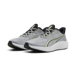 Buty do biegania unisex Skyrocket Lite 2 PUMA. Białe buty do biegania Puma, bez wzorów, bez zapięcia, do biegania. Za 249.00 zł.