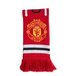 Szalik domowy Manchester United. Białe szaliki Adidas, bez wzorów, z dzianiny. Za 109.00 zł.