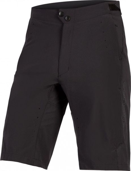 Spodenki rowerowe męskie Endura GV500 Foyle Baggy Short. Czarne krótkie spodenki sportowe ENDURA, l, bez wzorów, z nylonu. Za 467.85 zł.