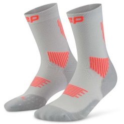 Męskie krótkie skarpety kompresyjne sportowe Core Run do połowy łydki CEP. Szare odzież kompresyjna CEP, bez wzorów, z elastanu. Za 84.00 zł.