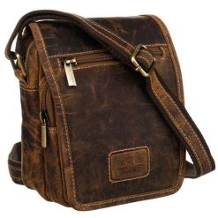 Mała skórzana torba męska na ramię z kieszonką - Peterson. Torby na ramię Peterson, bez wzorów, na ramię, małe, bez dodatków. Za 179.99 zł.
