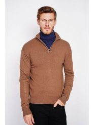 C& Jo Sweter w kolorze jasnobrązowym rozmiar: 46. Brązowe swetry nierozpinane C& Jo, bez wzorów, bez kołnierzyka, bez ramiączek. Za 165.99 zł.