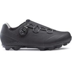 Buty rowerowe Northwave Magma XC Rock. Czarne buty turystyczne Northwave, bez wzorów, bez zapięcia, rowerowe. W wyprzedaży za 667.50 zł.